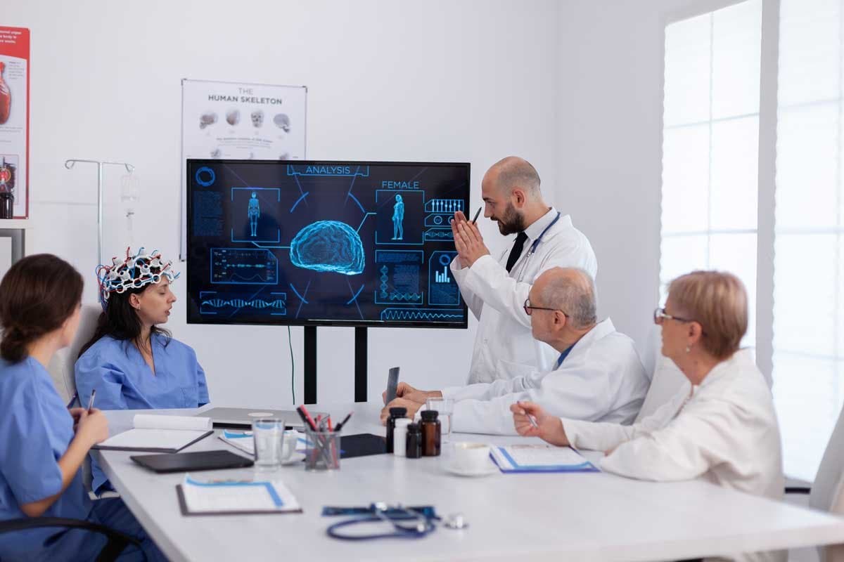 El cerebro digital y las teorías triunicas
